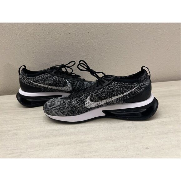 Nike DJ6106-001 Men’s Sz 7 Women Sz 8.5 Air Max Flyknit Racer Black - Picture 2 of 11